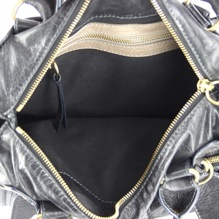 Chloé handbag in black leather - Detail D2