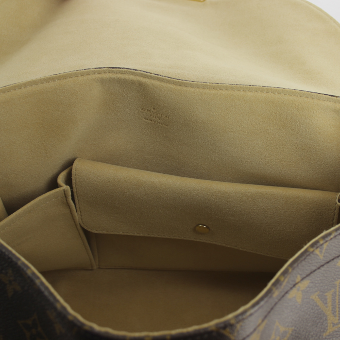 Louis Vuitton handbag in monogram canvas and natural leather - Detail D4