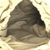 Bolso de mano Givenchy en cuero beige - Detail D2 thumbnail