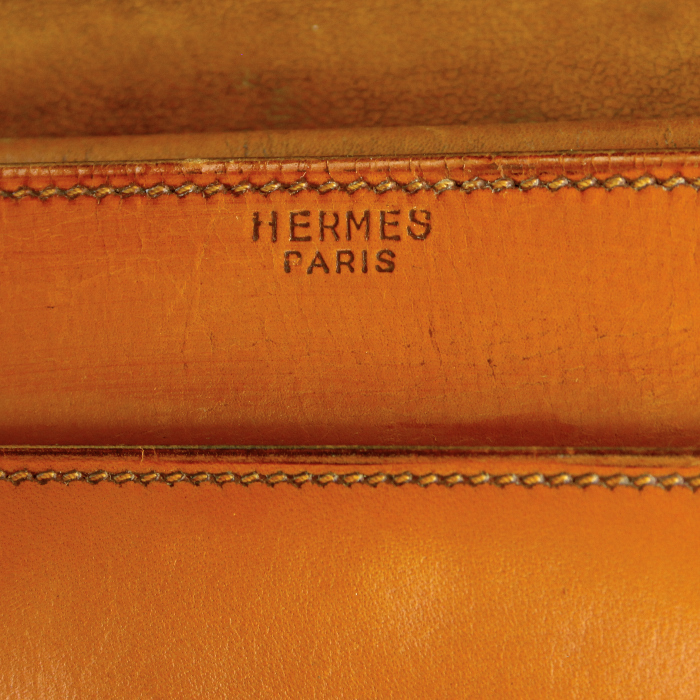 Bolso de mano Hermes en cuero marrón - Detail D3