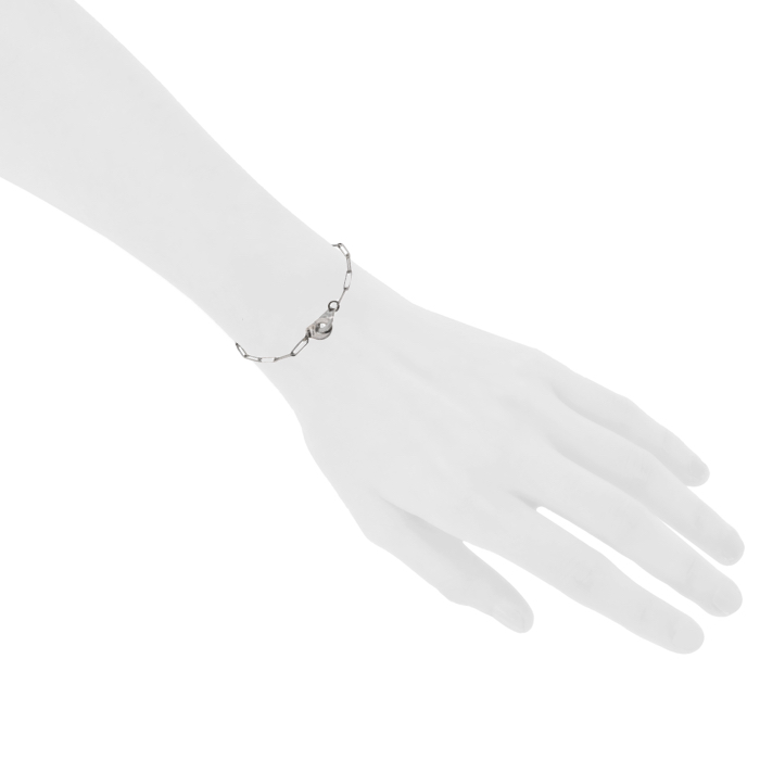 Brazalete Dinh Van Menottes R10 en oro blanco - Detail D1