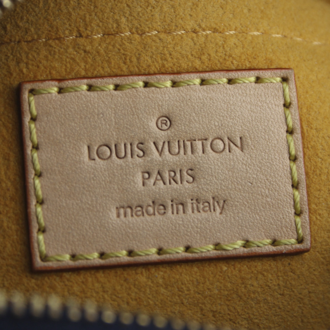 Louis Vuitton pouch in blue monogram denim canvas and natural leather - Detail D3