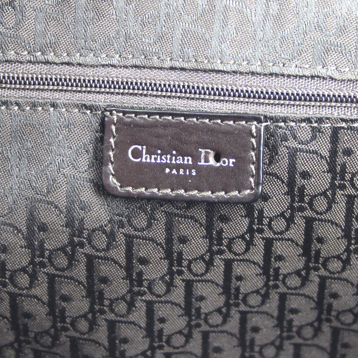 Dior Piercing handbag in brown leather - Detail D3