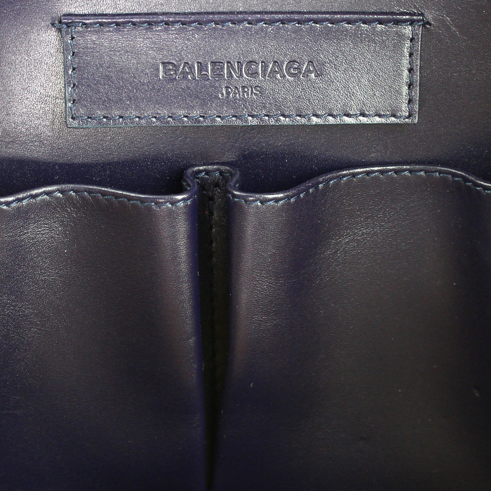 Balenciaga handbag in beige and blue bicolor wicker - Detail D3