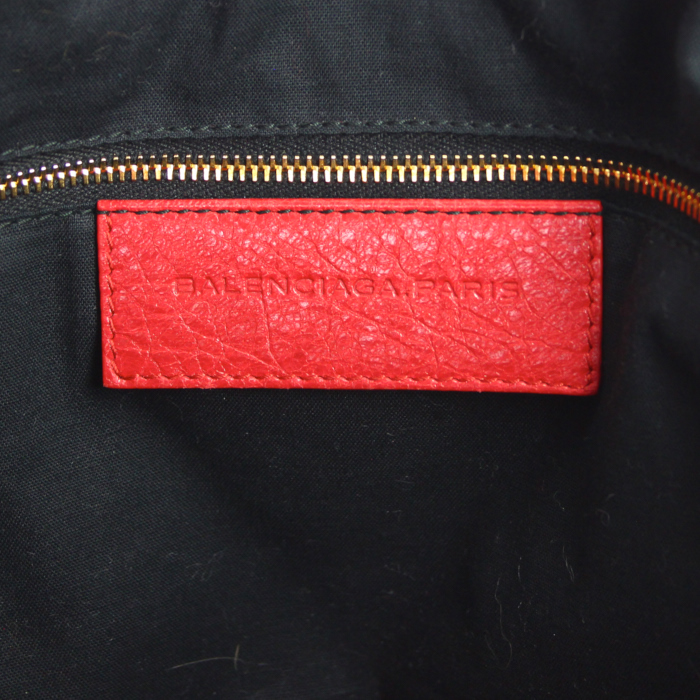 Balenciaga Velo handbag in red leather - Detail D4
