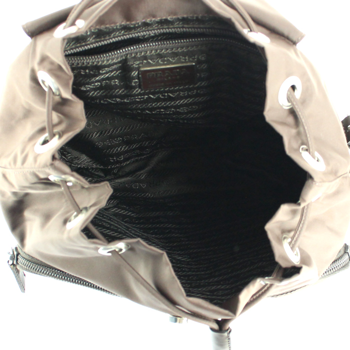 Prada backpack in canvas and brown leather - Detail D2