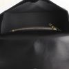 Sac Louis Vuitton en cuir épi noir - Detail D2 thumbnail