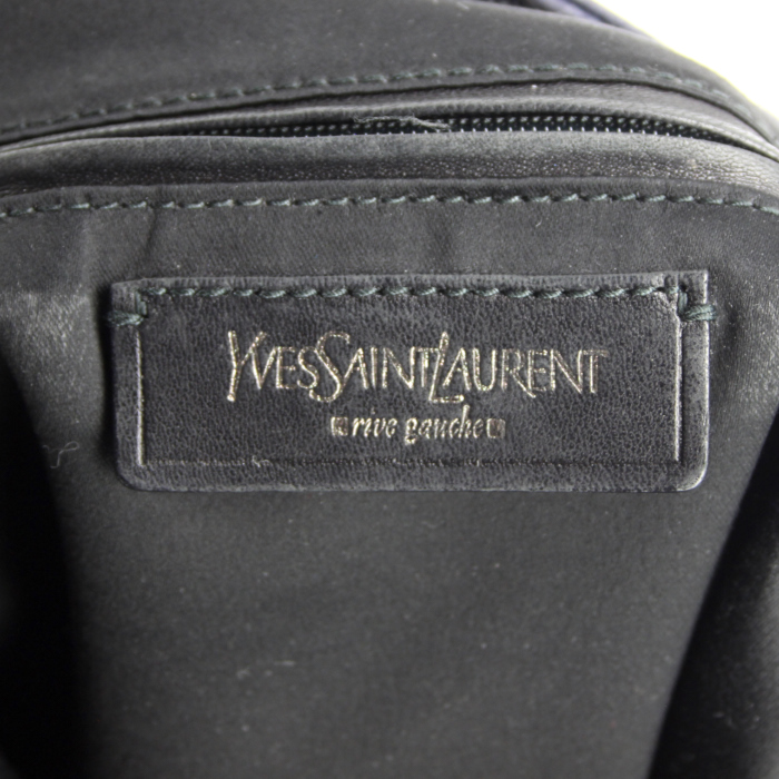 Saint Laurent Roady handbag in blue grained leather - Detail D3