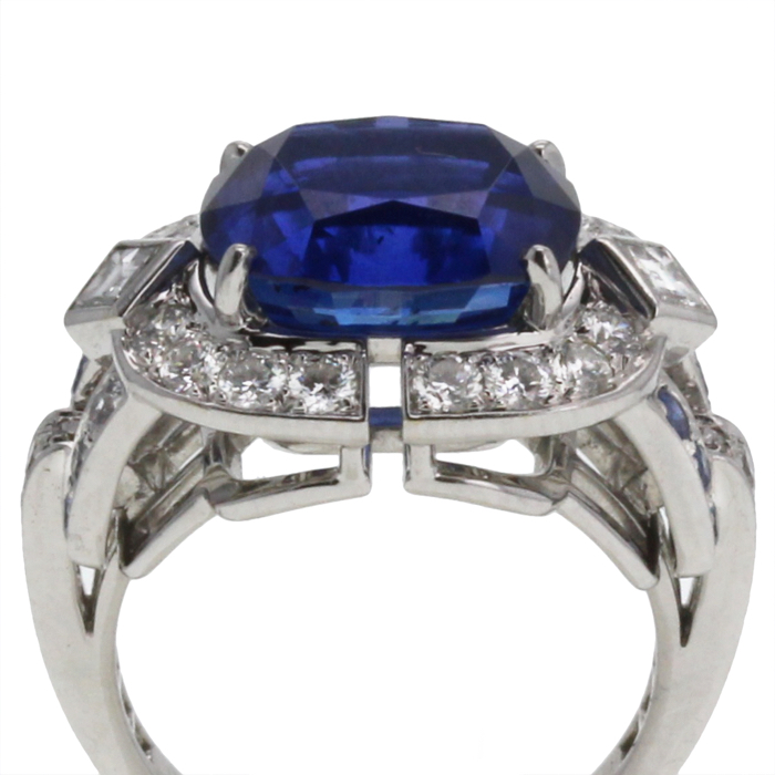 Anello Boucheron in oro bianco e diamanti e in zaffiro blu reale - Detail D3
