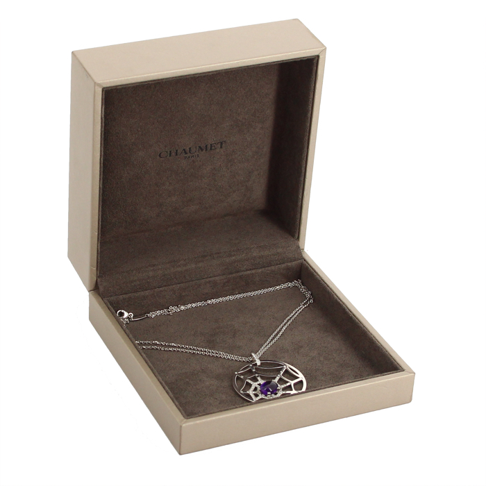 Chaumet Attrape Moi Si Tu M'Aimes necklace in white gold and diamonds and in amethyst - Detail D2