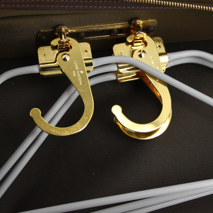 Porta abiti Louis Vuitton in tela monogram e pelle naturale - Detail D4