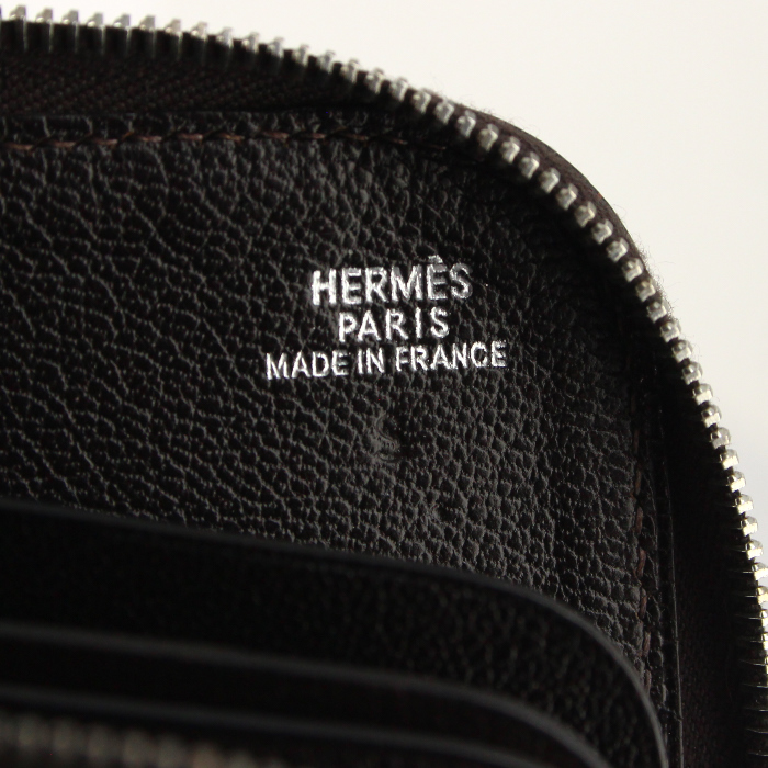 Cartera para tarjetas Hermes en cuero marrón oscuro - Detail D5
