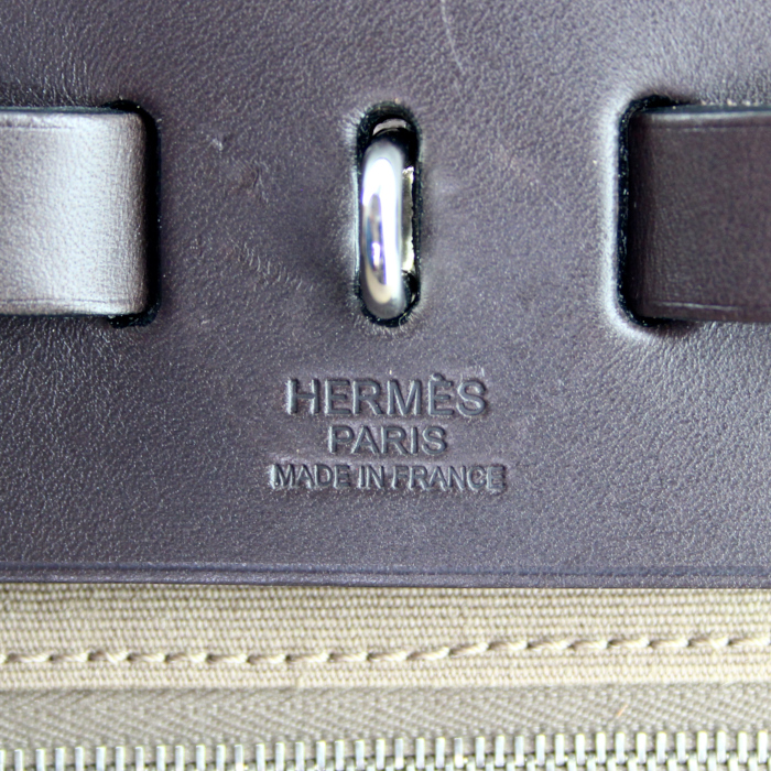 Hermes Herbag handbag in canvas and brown leather - Detail D4