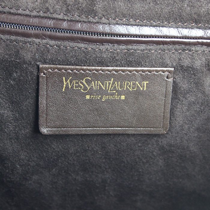 Bolso de mano Saint Laurent en cocodrilo beige - Detail D4