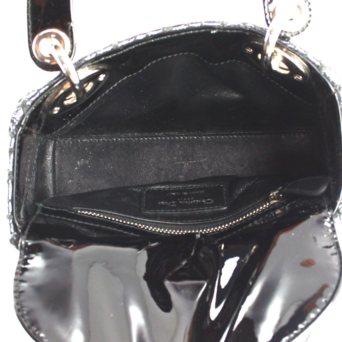 Borsa Lady Dior modello piccolo in tela trapuntata argento cannage e pelle verniciata nera - Detail D2