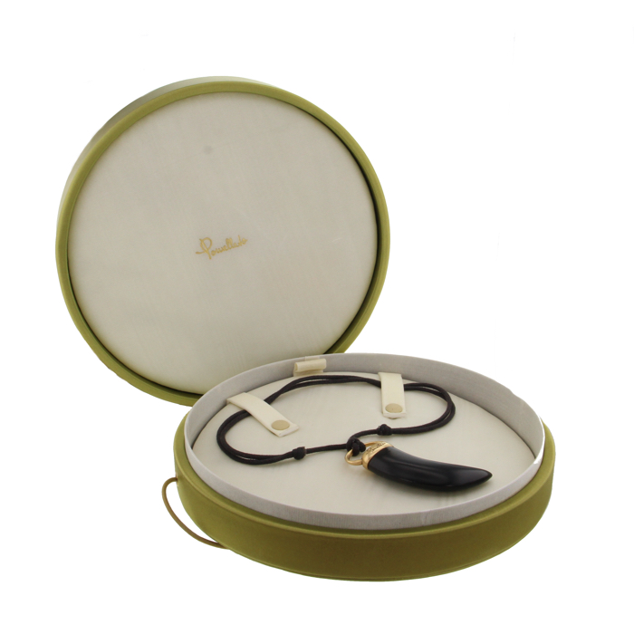 Pomellato Victoria large model pendant in pink gold and jet - Detail D2