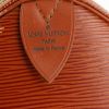 Sac à main Louis Vuitton Speedy 25 cm en cuir épi marron - Detail D3 thumbnail