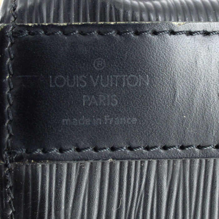 Borsa a spalla Louis Vuitton Sac d'épaule modello grande in pelle Epi nera - Detail D3