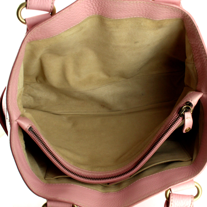 Sac à main Celine Boogie en cuir grainé rose - Detail D2