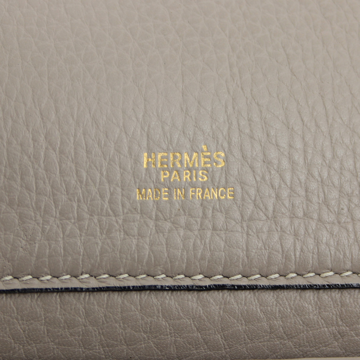 Large model backpack in tourterelle grey togo leather - Detail D4