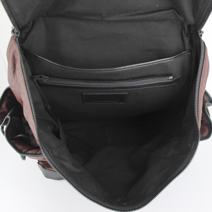 Sac à dos Alexander Wang en cuir noir et bordeaux - Detail D2