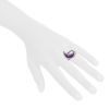 Bague Mauboussin Subtil Songe en or blanc,  diamants et saphirs roses et en améthyste violette - Detail D1 thumbnail