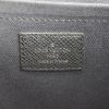Louis Vuitton beggar's bag in black taiga leather - Detail D3 thumbnail