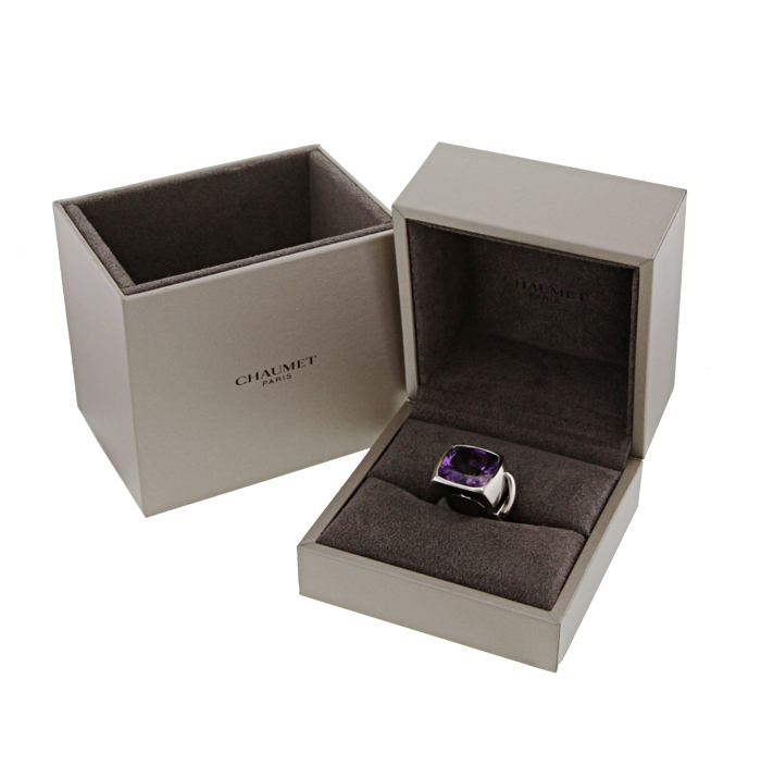 Chaumet Lien large model ring in white gold and in amethyst - Detail D2