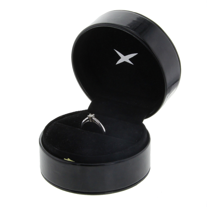 Mauboussin Tu es le sel de ma vie ring in white gold and in diamond - Detail D2
