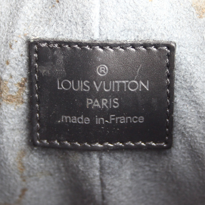 Sac/pochette Louis Vuitton en cuir épi noir - Detail D3