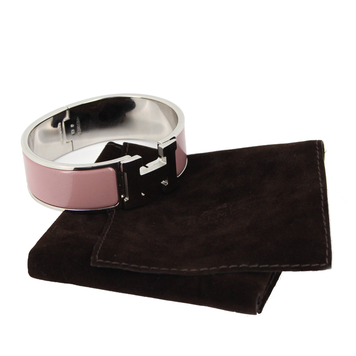 Bracelet ouvrant Hermes Clic Clac grand modèle en palladium et émail rose-poudre
