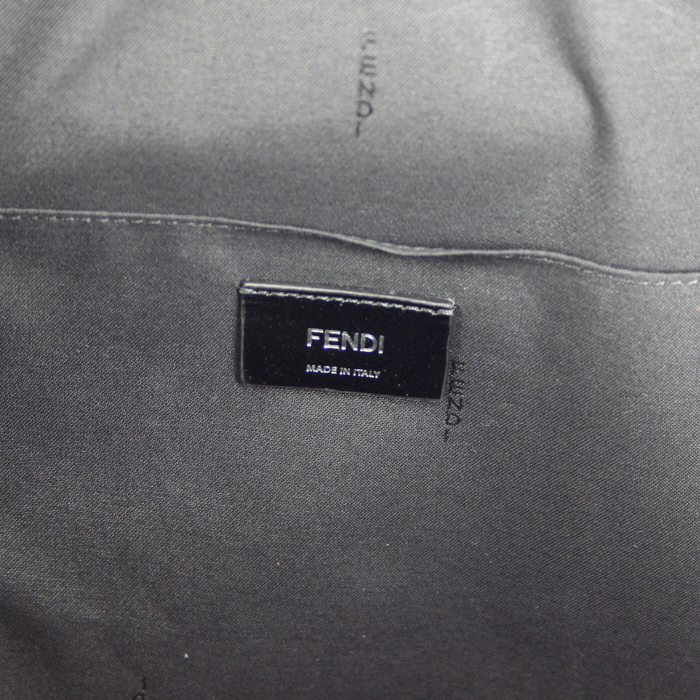 Porta-documentos Fendi en cuero negro - Detail D3