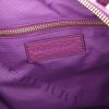 Sac à main Burberry Orchad en cuir rose-fushia - Detail D4 thumbnail