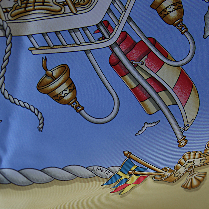 Pañoleta Hermes en sarga de seda azul y beige - Detail D4