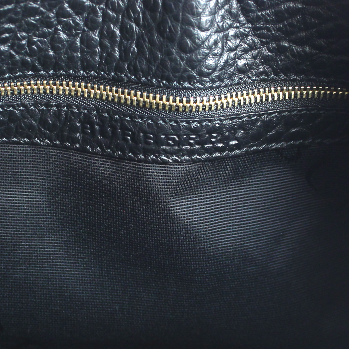 Sac à main Burberry en cuir noir - Detail D3