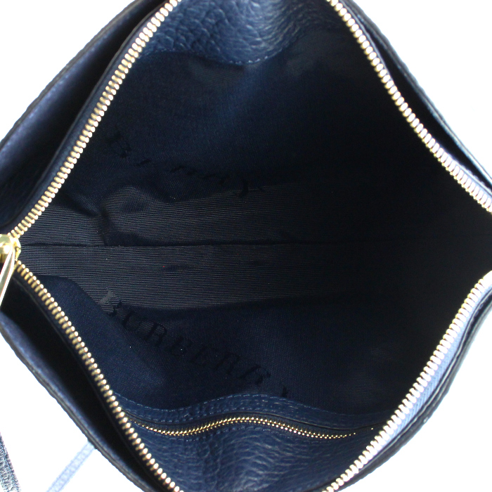 Burberry handbag in blue leather - Detail D2