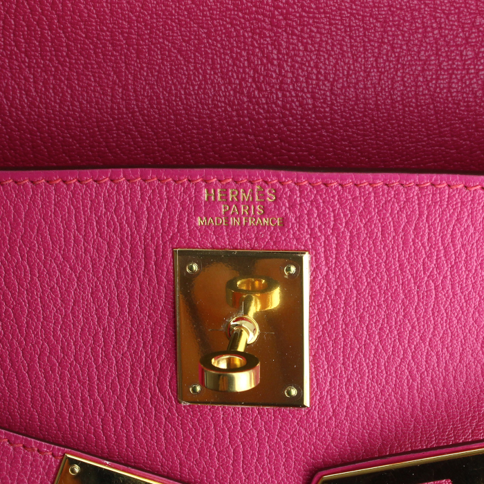 Sac à main Hermes Kelly 32 cm en cuir rose-fushia - Detail D4