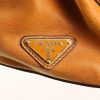 Prada handbag in gold leather - Detail D5 thumbnail