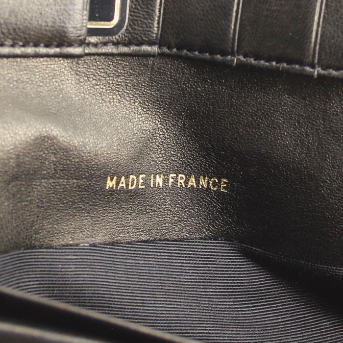 Chanel wallet in black quilted leather - Detail D4