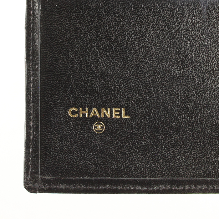 Chanel wallet in black quilted leather - Detail D5