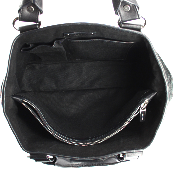 Bolso de mano Celine Boogie en ante Monogram negro - Detail D2