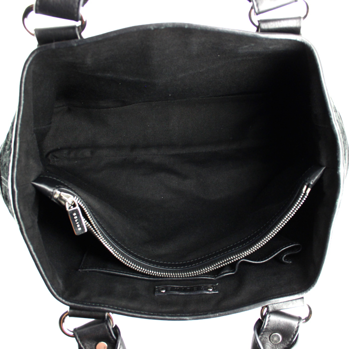 Bolso de mano Celine Boogie en ante Monogram negro - Detail D3