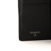 Billetera Chanel en cuero negro - Detail D3 thumbnail
