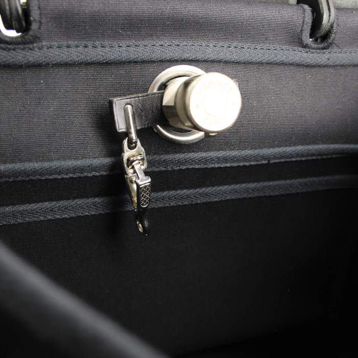 Hermes Herbag small model handbag in black canvas and black leather - Detail D3
