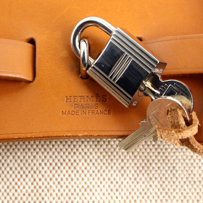 Mochila Hermes Herbag en lona beige y cuero natural - Detail D5