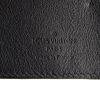 Billetera Louis Vuitton en cuero mahina negro - Detail D4 thumbnail