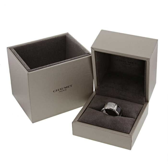 Sortija Chaumet Class One Black & White modelo grande en oro blanco,  diamantes y esmalte negro - Detail D2