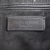 Bolso de mano Saint Laurent en cuero negro - Detail D3 thumbnail