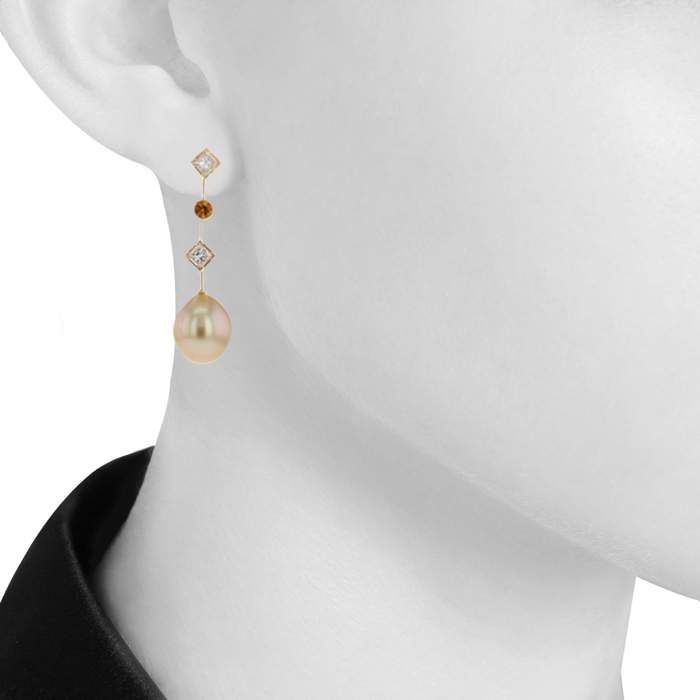 Pendientes colgantes Chaumet en oro amarillo,  diamantes y zafiros naranjas y en perla color oro