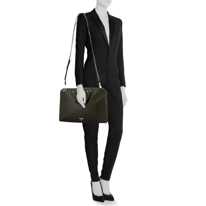 Porte-documents Prada en cuir vert-kaki - Detail D2